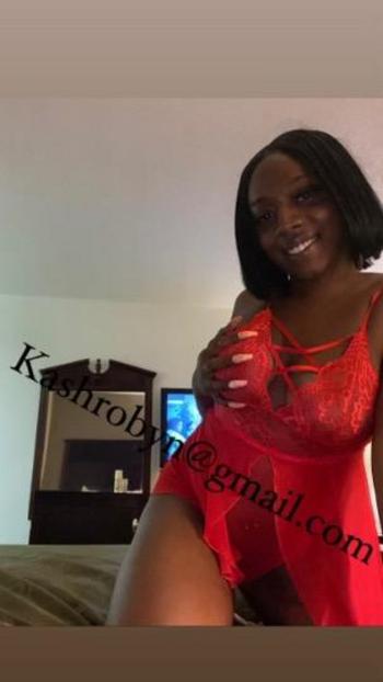 Robyn, 23  female escort, Macon