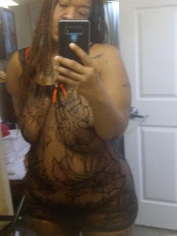 Juicy, 35  female escort, Macon