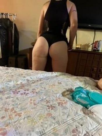 Rose , 44  female escort, Macon