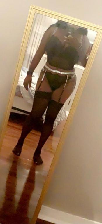 Kourtney, 28  female escort, Macon