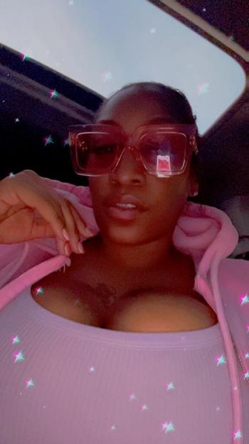 LONDON DOM, 26  female escort, Macon