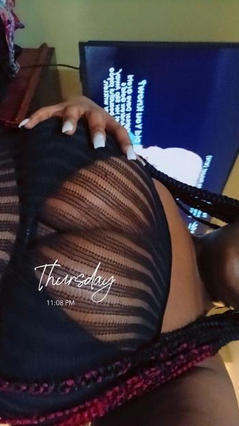 Kash, 25  female escort, Macon