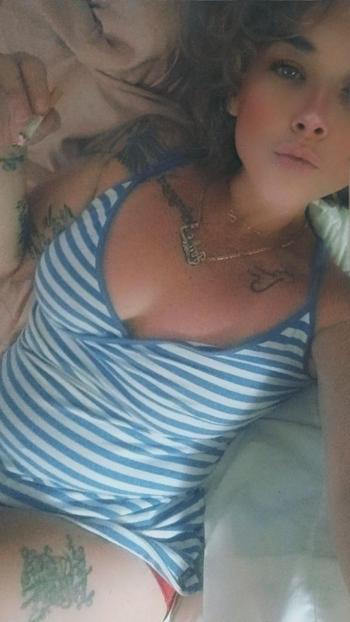 Ruby, 33  female escort, Macon