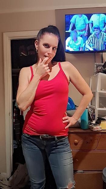 Desire, 38  female escort, Macon