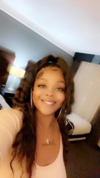 Arab, 26  female escort, Macon
