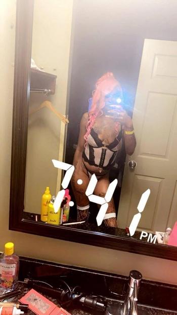 Kandy, 37  female escort, Macon